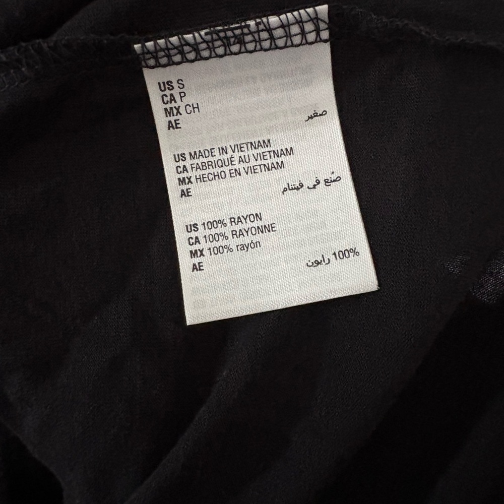 NWT INC International Concepts Black Cold Shoulder Blouse With Sliver Studs Sz S - Picture 4 of 9